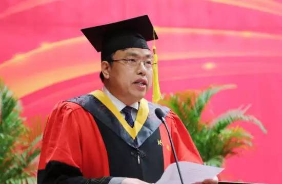 导师代表,机械工程及自动化学院张德远教授