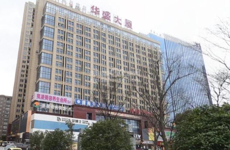 业主诚心出售,华盛大厦 92万 2室1厅1卫 豪华装修 ,棒