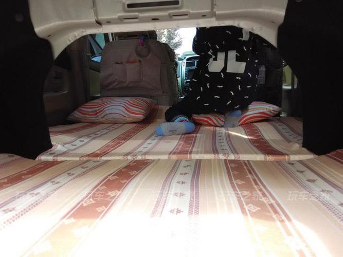 三厢轿车如何改装成床车?车友改装思路分享