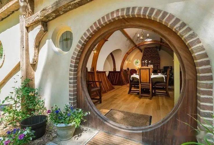 英国各地居然有那么多套霍比特迷你小屋你pick哪一个呢