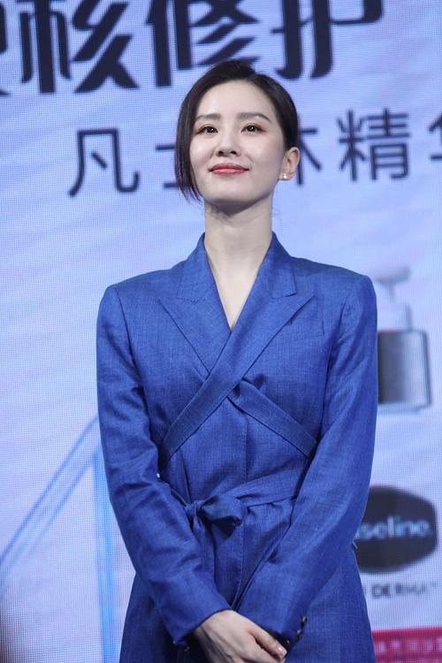 刘诗诗美貌再度上热搜生图与精修图对比颜值没差别