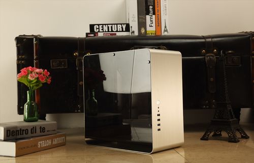 【乔思伯umx3】乔思伯(jonsbo)umx3侧透版本 银色 mini-matx机箱(支持
