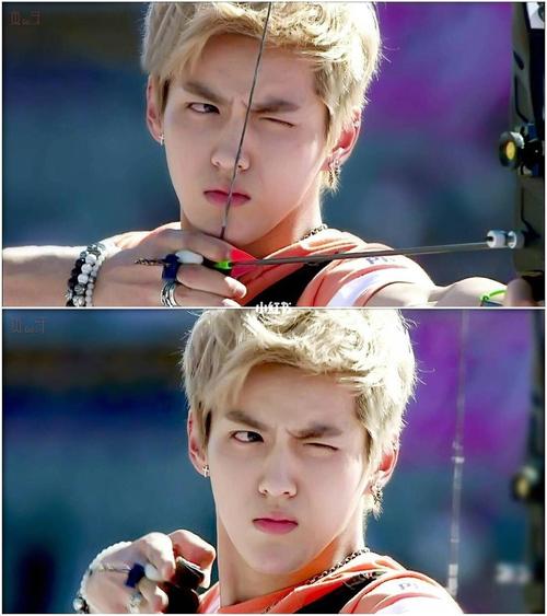 吴亦凡i在韩务工时期kris吴就是天神啊