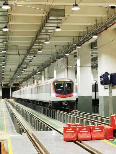 热滑列车返回观澜停车场.