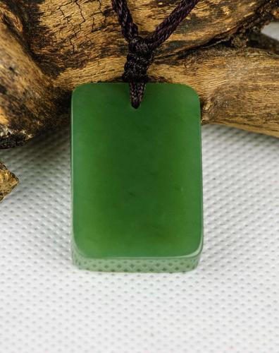 中性天然和田碧玉平安无事牌(带证书)