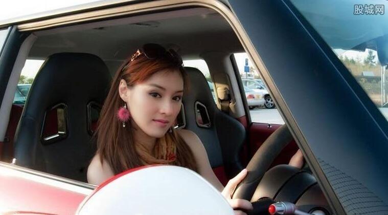 李家诚前女友陈淑仪 徐子淇如何抢得李家诚