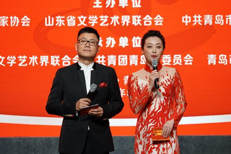主持人:周宇  王筱磊