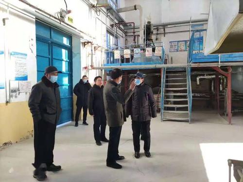 区人大常委会党组书记朱宝平同志到东施古镇调研冬季取暖和安全生产