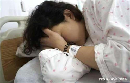 看看生孩子时这些尴尬事,不穿裤子