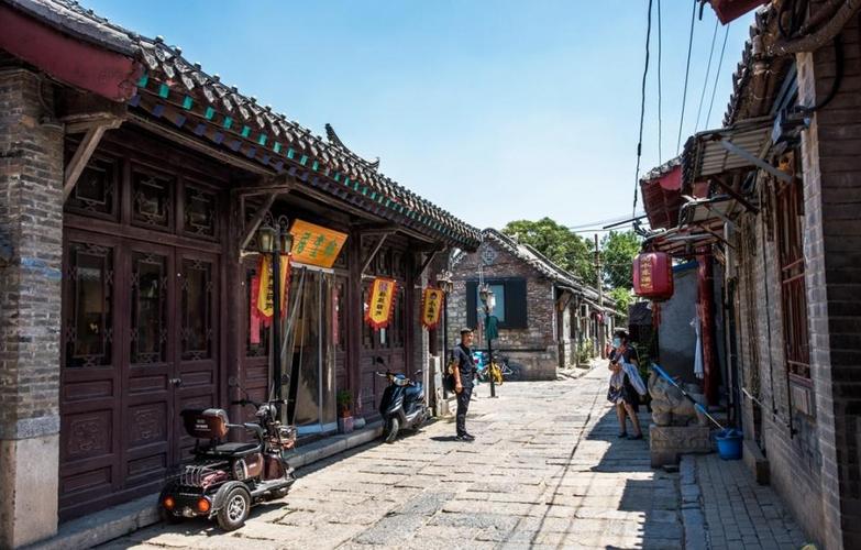 济南游客不多的街道古代是文人权贵最爱每年举办曲水流觞活动