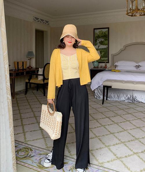 六种适合140斤微胖女孩的穿搭方案,遮粗腿挡肉肉,显瘦