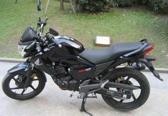 本田幻影150摩托车低价处理