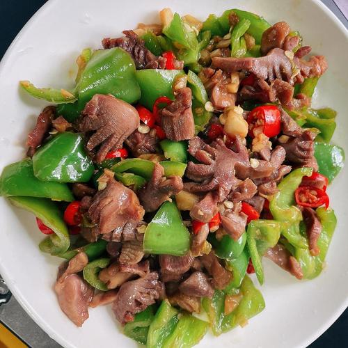 辣椒炒鸡胗挺好吃