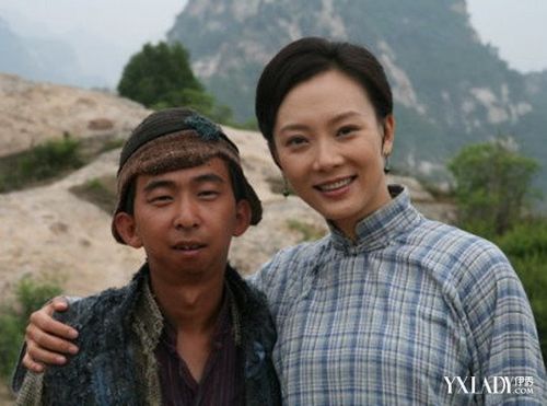 【图】欣赏巨兴茂老婆图片 因出演《铁梨花》中的色子