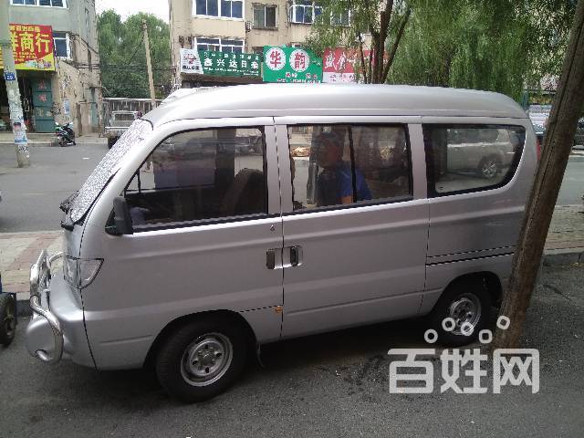 松花江微型面包车