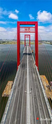 湛江调顺跨海大桥通车在即,记者"尝鲜"体验