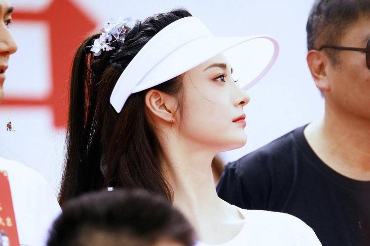 周洁琼 茅子俊《明月入卿怀》开机图 状态如何