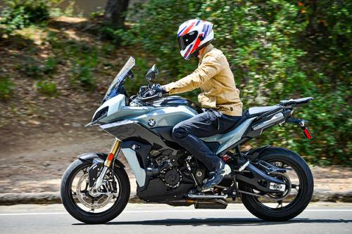 2020款宝马s1000xr 更极致的运动旅行摩托