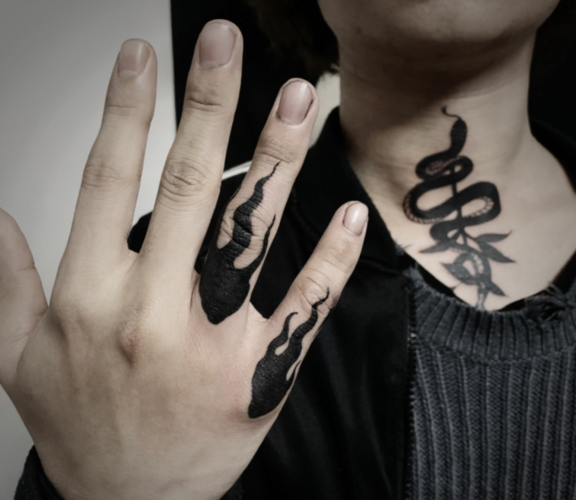 最新个性男女手指纹身图案大全 纹身师不建议轻易尝试