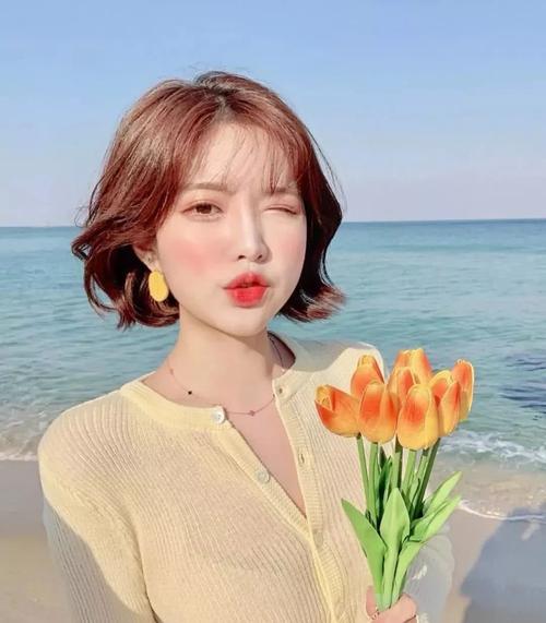 适合微胖女孩的短发