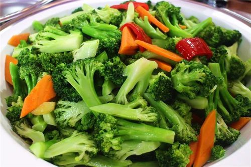 14,清炒西兰花 必不可少的主食