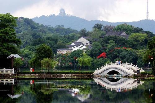 城湖相依千年,如今再谋发展:惠州西湖如何比肩杭州西湖?