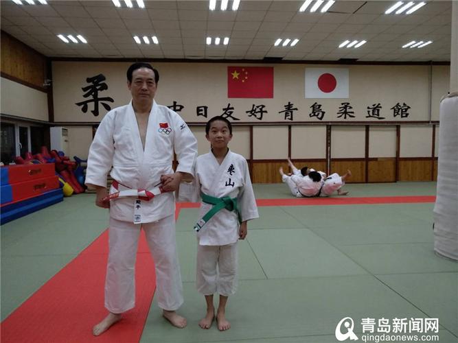柔道4姐弟携手摘金银青岛柔道馆全国比赛取佳绩