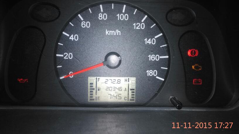 五菱之光6376nf,这个温度是正常的吗?