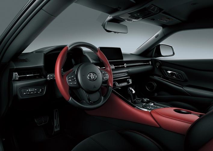 丰田大魔王"toyota supra"两款车型正式入华,售价49.6万元和62.6万元