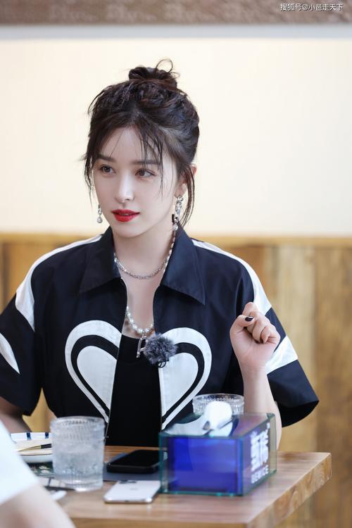 阚清子运动服写真合集