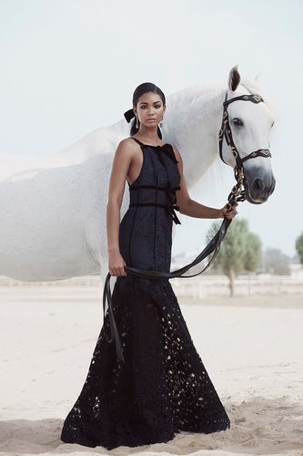 超模chanel iman 登封演绎优雅白马写真大片