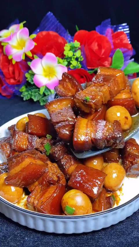 非常美味的红烧肉鹌鹑蛋,简单易做,好吃到停不下来