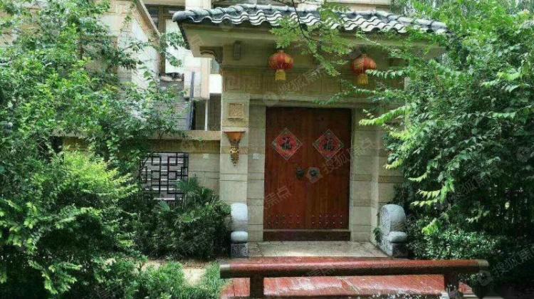 出售准现房金凤天山熙湖 带院子 带花园 大四居 零公摊