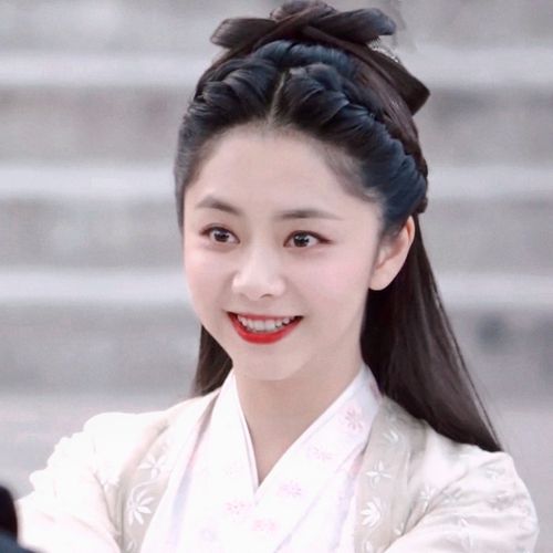 锦衣之下.袁今夏头像.自截.