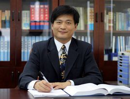 张文俊(上海大学教授)