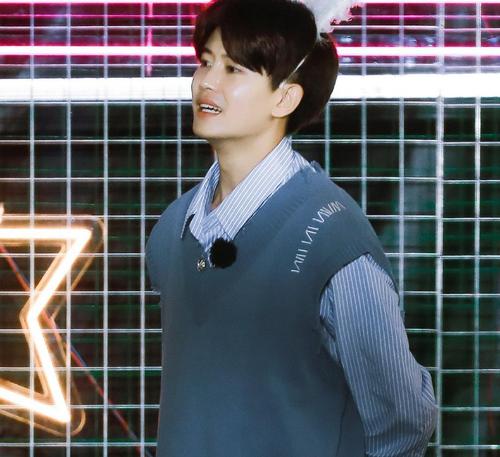 陈梦任嘉伦:曾经的队友,各自领域发光发亮