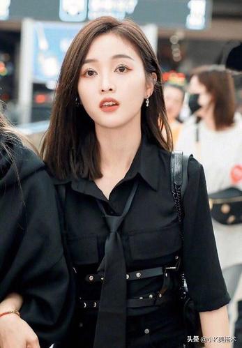 吴宣仪换新发型,齐肩黑发超吸睛,又飒又美更有气质了