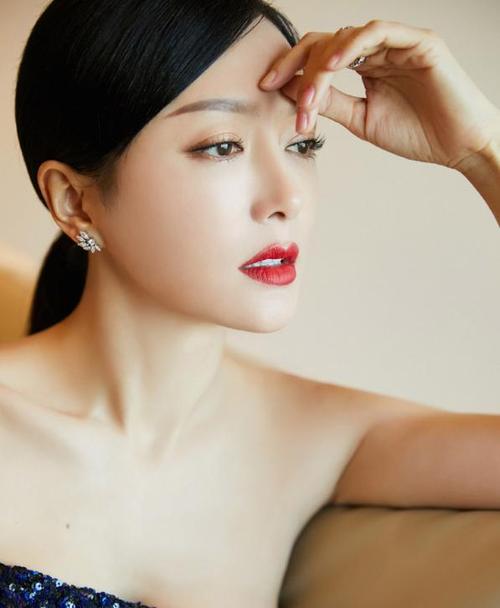 41岁秦岚霸气谈生育观新锐时尚情趣内衣品牌m女郎表示大赞