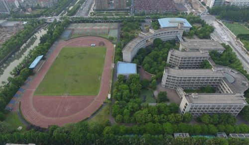 这几位凭借射击特长越走越远的"枪神",全部来自杭州市源清中学,这是