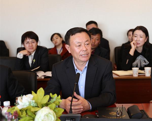 崔博,蒋亚东,焦利民,苗云参加政协委员分组讨论