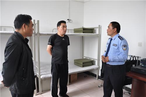 江苏省邳州市,新沂市公安局考察团赴刚察县公安局开展