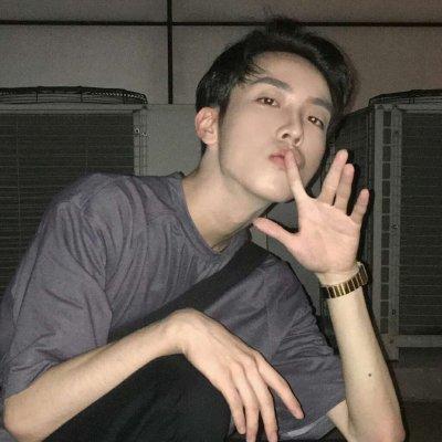 2019最新个性男生头像霸气超拽 不敢勉强你只好为难我