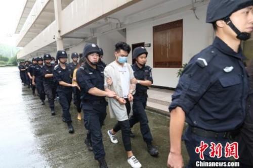 浙江警方破获一起网络诈骗案团伙 抓获28名嫌疑人