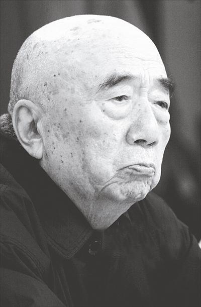 众多明星和观众送别李丁:老爷子留下太多快乐