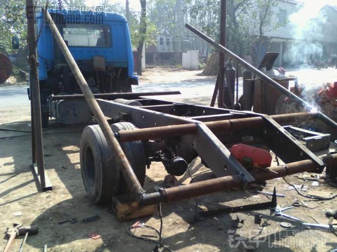 很帅小挖拖车制作全过程