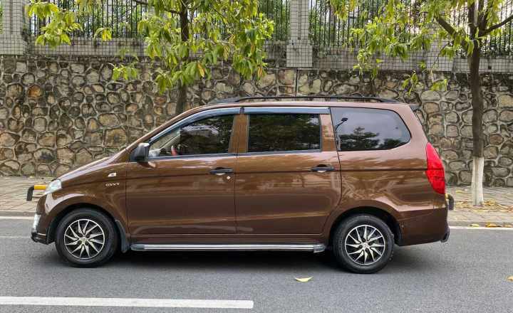 东莞二手五菱宏光 2016 款 1.5l s舒适型 棕色 - 小猪二手车