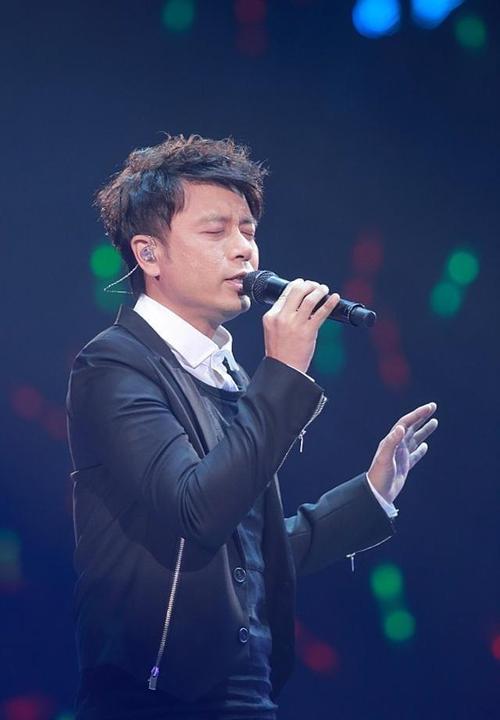 lee),1967年12月6日生于中国香港,籍贯广东新会崖西,华语流行乐男歌手