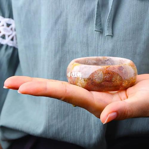 【珠宝干货】怕买到烤色珊瑚玉?来教你避坑_珊瑚_珠宝