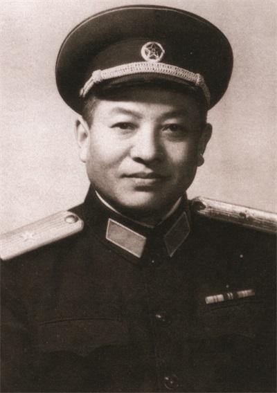 他是安徽徐姓开国将军,六安人,曾任北京军区副政委!