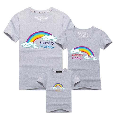 t 新款亲子装一家三口夏装卡通彩虹图案 2018
